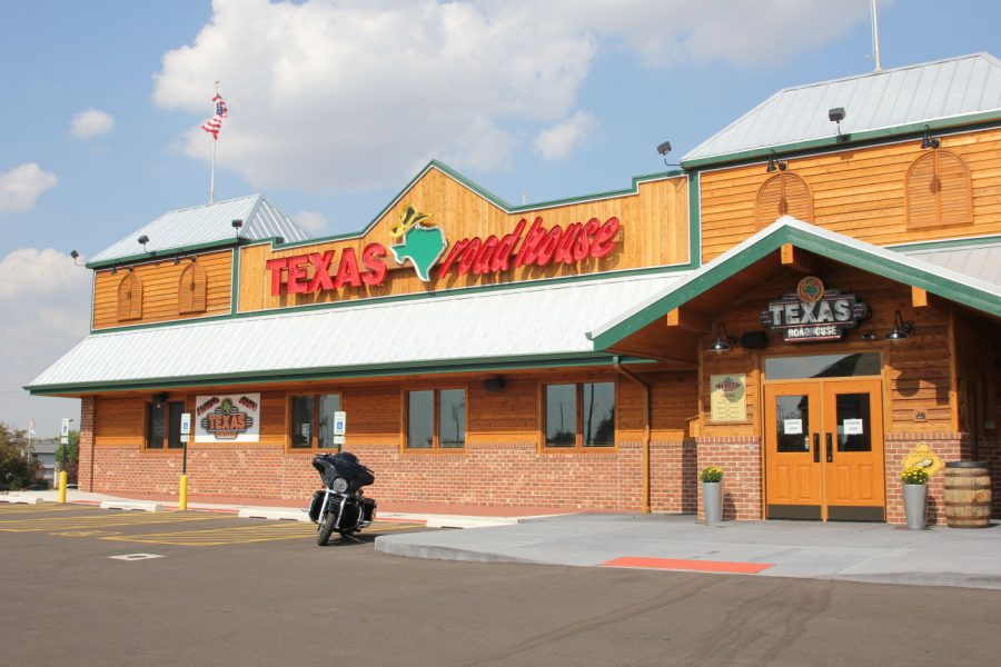 Texas Roadhouse, 1950 DeKalb Ave. in Sycamore, will have a soft opening three weeks into October.