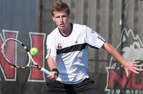Mens tennis gets on track with W