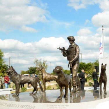 Library to host talk on Dogs from World War II