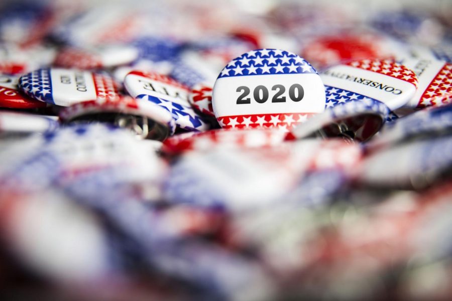 Closeup+of+election+vote+button+with+text+that+says+2020