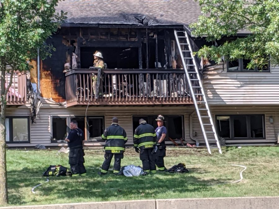 Fire departments respond to apartment fire on Deerpath Lane East