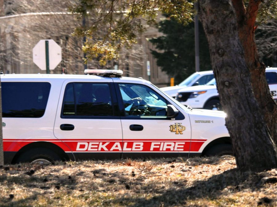 DeKalb+Fire+Department+vehicle+drives+down+Lucinda+Ave.