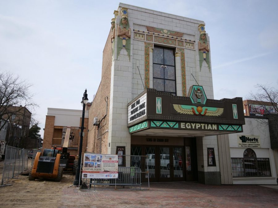 The+main+entrance+of+the+Egyptian+theater%2C+pictured+in+fall+2020%2C+located+at+135+N.+2nd+St+in+DeKalb.