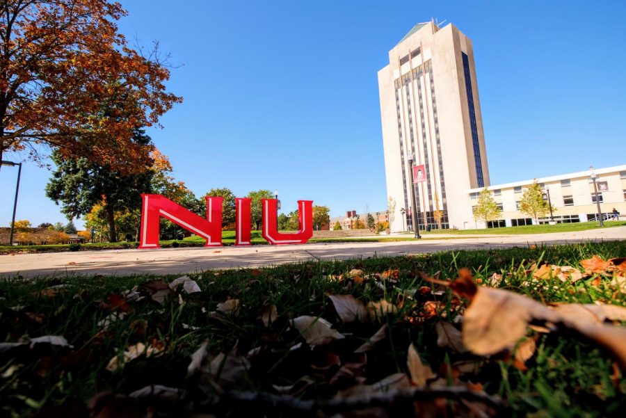 The NIU Huskie Pride Statue and Holmes Student Center are recognizable landmarks to help new students find their way around campus.