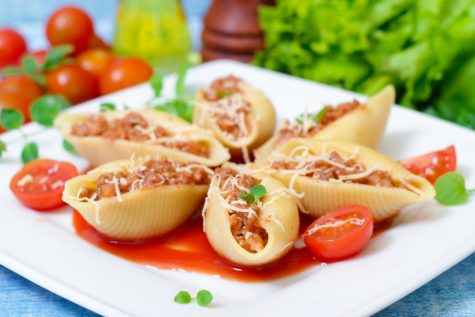 Pasta shells stuffed with minced beef meat with herbs.