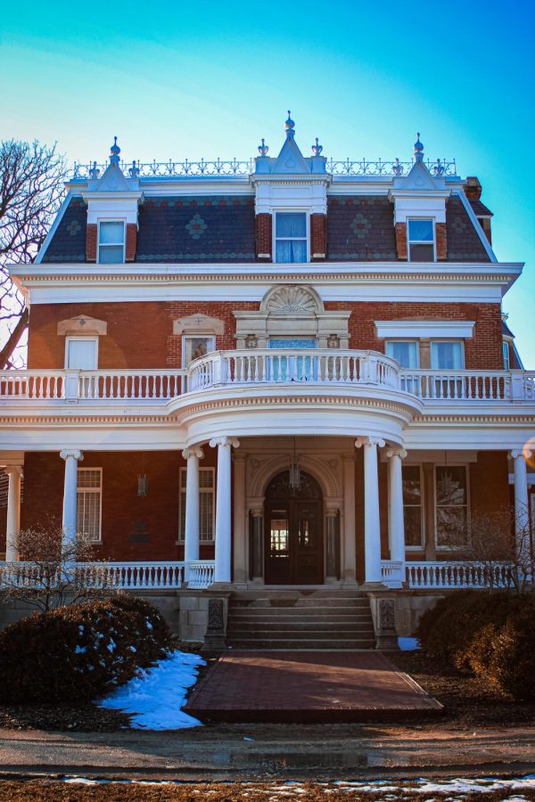 The Ellwood Mansion is available for individuals to sign up for guided tours.