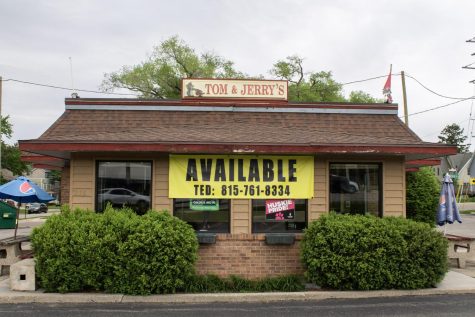 Tom and Jerry’s, 215 W. Lincoln Highway, is currently up for sale. 