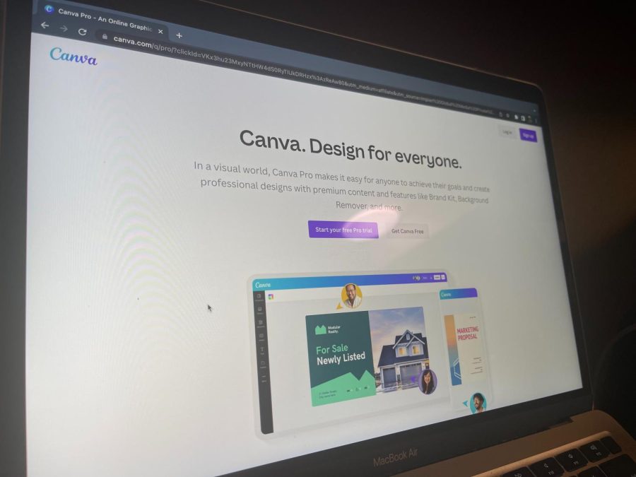 Users+can+sign+up+for+free+to+use+Canva%2C+a+graphic+design+website.