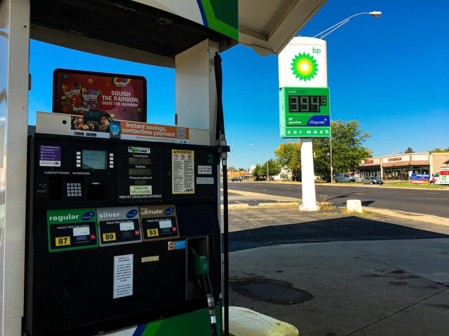 BP+gas+station+located+on+West+Lincoln+Highway+in+DeKalb.+The+gas+is+priced+at+3.94%2Fgal+%28Bridgette+Fox+%7C+Northern+Star%29