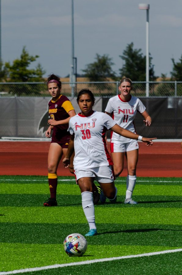 Sophomore+forward+Edith+Delgado+kicking+the+ball+during+NIUs+conference+match+on+Sunday+against+Central+Michigan+University.+NIU+earned+its+first+home+win+of+the+season+against+the+Chippewas.+%28Alyssa+Queen+%7C+Northern+Star%29