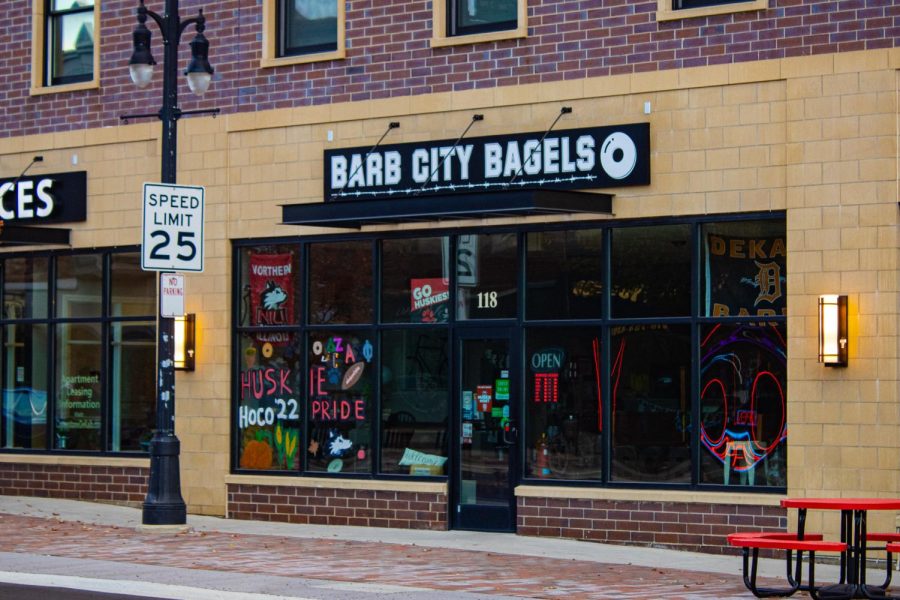Barb+City+Bagels+displays+painting+by+students+from+the+Dec+the+Downtown+homecoming+event+that+took+place+on+Oct.+4.+%28Sean+Reed+%7C+Northern+Star%29