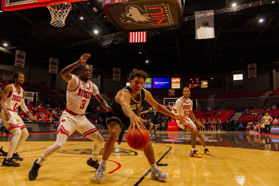NIU+senior+guard+Kaleb+Thornton+defends+against+a+University+of+Illinois+Springfield+player+during+Mondays+game+between+the+Huskies+and+Prairie+Stars+at+the+Convocation+Center+in+DeKalb.++%28Mingda+Wu+%7C+Northern+Star%29