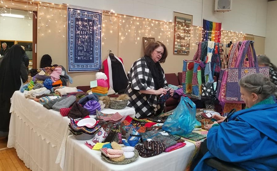The Unitarian Universalist Fellowship of DeKalb, 158 N Fourth Street, will host its Winter Farmers’ Market this holiday season to support local farmers and artists.