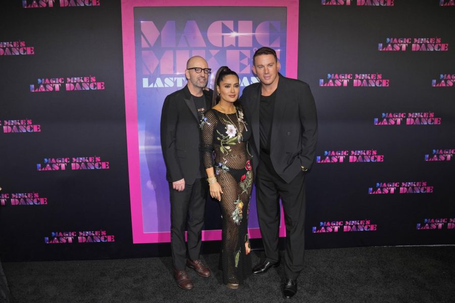 Director+Steven+Soderbergh+and+Actors+Salma+Hayek+and+Channing+Tatum+during+a+premiere+of+Magic+Mikes+Last+Dance.+