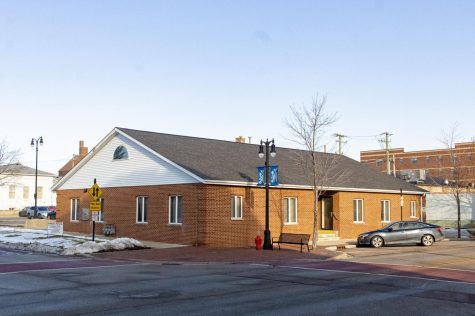 The recently approved building for Excelleaf Dispensary sits vacant on Tuesday afternoon at 305 E. Locust St. (Sean Reed | Northern Star)