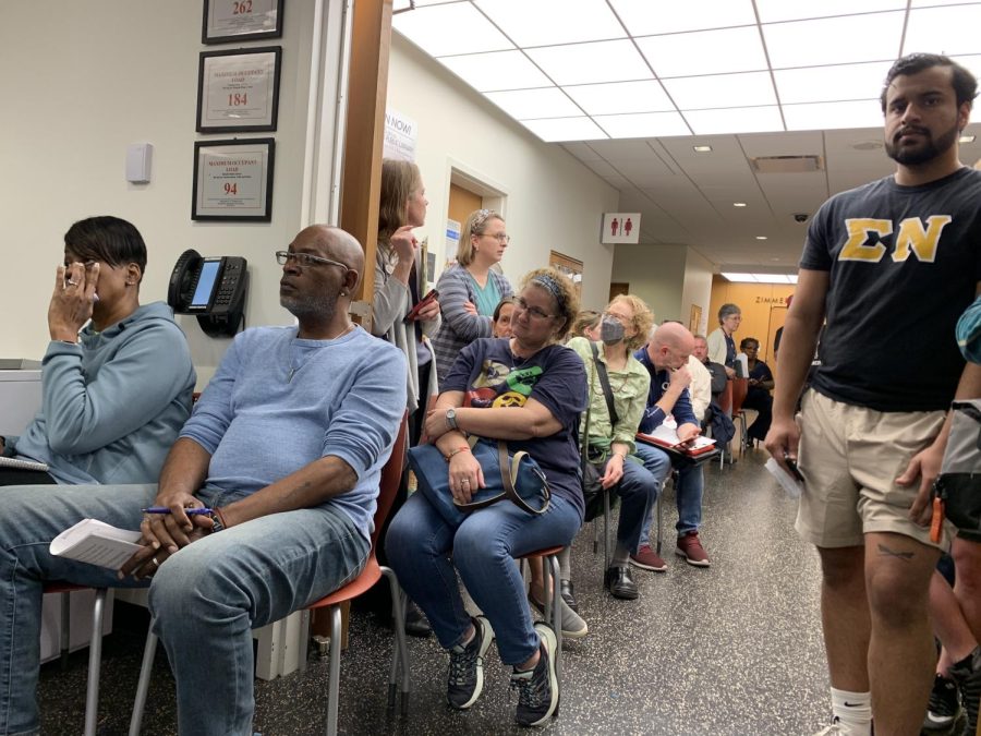 Community members attending the DeKalb City Councils meeting on April 10. The City Council could not pick a proposal for the use of land between West Hillcrest Drive and Blackhawk Road. (Rachel Cormier)
