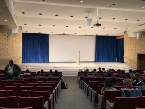 Students await a comedy show in the Carl Sandburg auditorium. NIU student Xavier Smith hosted a comedy show Tuesday. (Nick Glover | Northern Star)