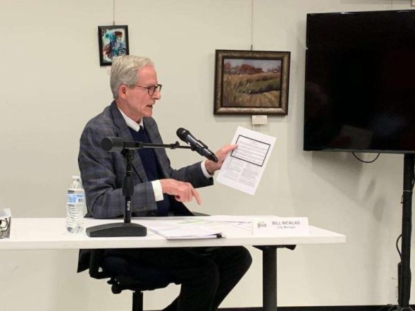 City Manager Bill Nicklas discusses the citys tax rates with the Council. The City Council approved the citys annual property tax levy at the City Council meeting on Nov. 13. (Rachel Cormier | Northern Star)