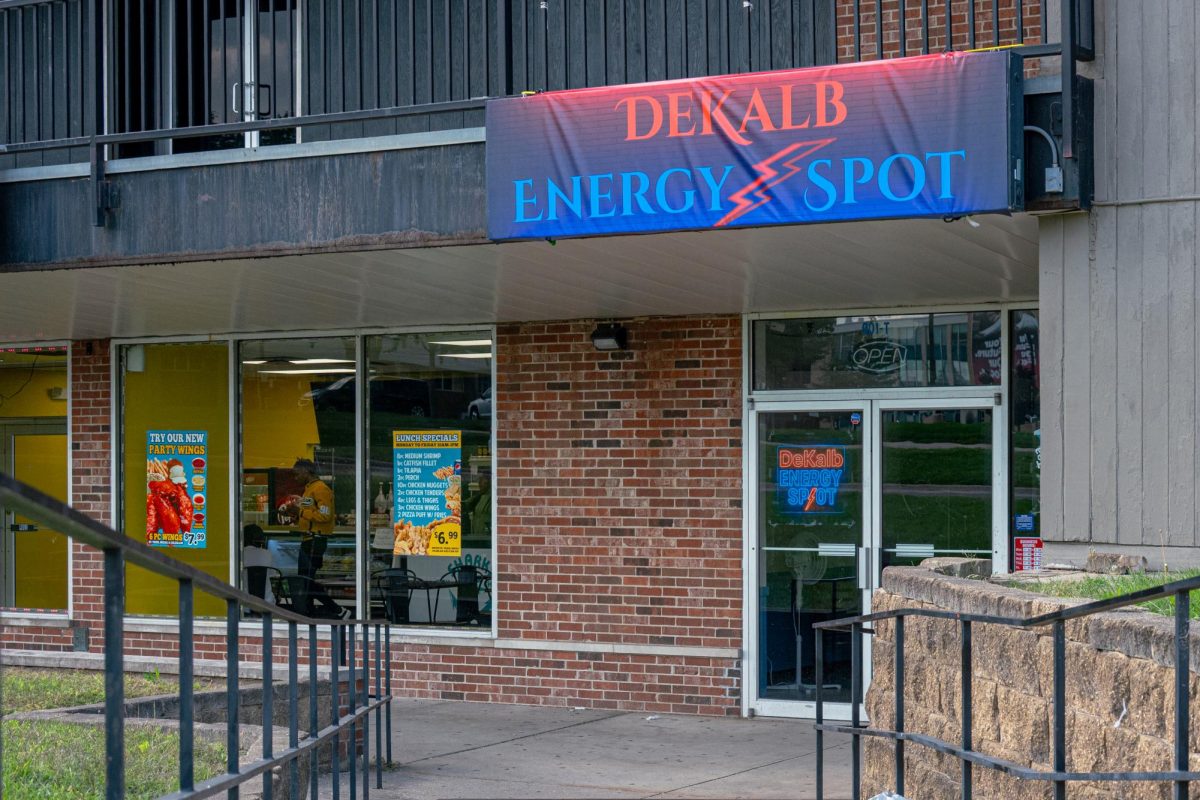 DeKalb Energy Spot, 901 Lucinda Ave. Suite T, sits closed during the evening on Monday. DeKalb Energy Spot offers teas, protein shakes and fruit bowls. (Totus Tuus Keely | Northern Star) 